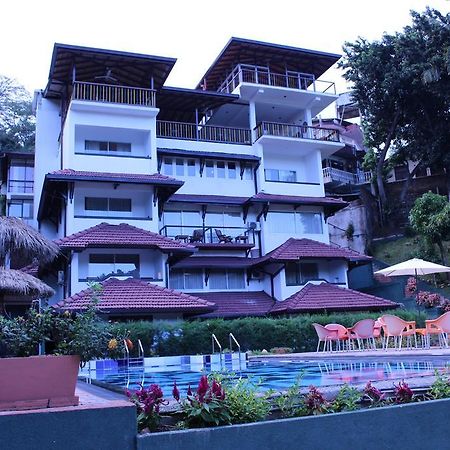 Kandyan Hotel Екстериор снимка