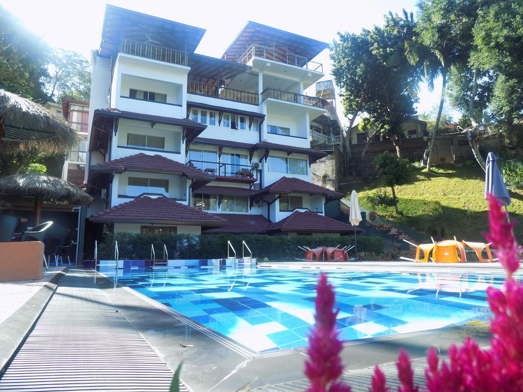 Kandyan Hotel Екстериор снимка
