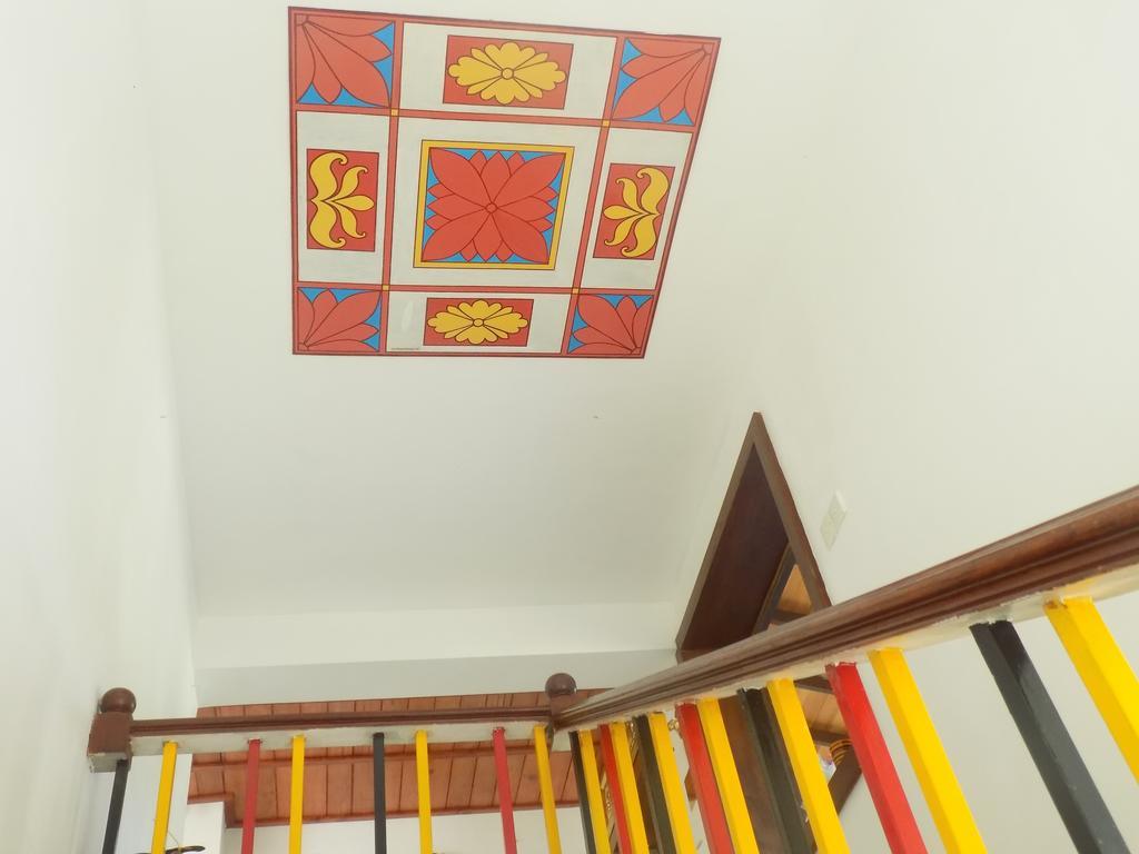 Kandyan Hotel Екстериор снимка