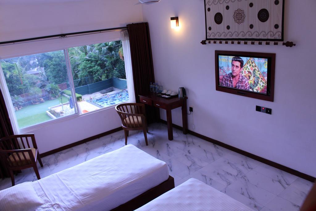 Kandyan Hotel Екстериор снимка