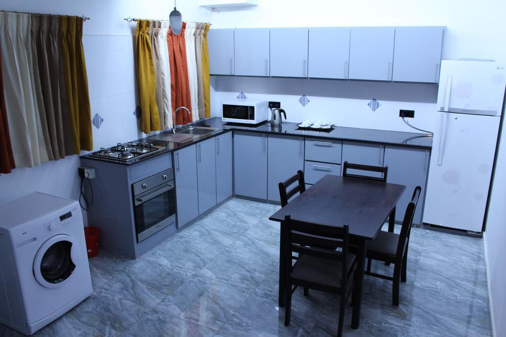 Kandyan Hotel Екстериор снимка
