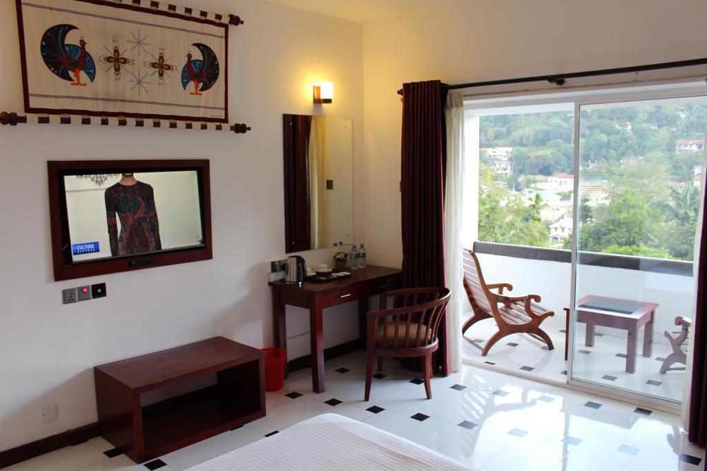 Kandyan Hotel Екстериор снимка