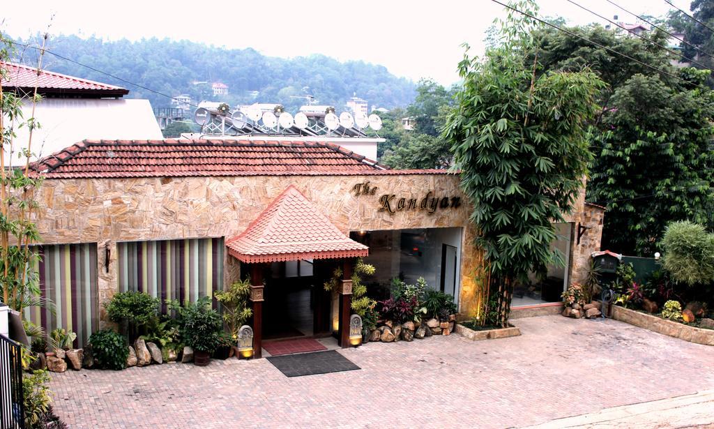 Kandyan Hotel Екстериор снимка