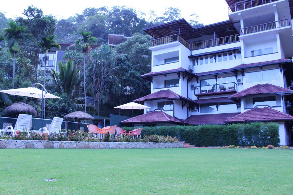 Kandyan Hotel Екстериор снимка
