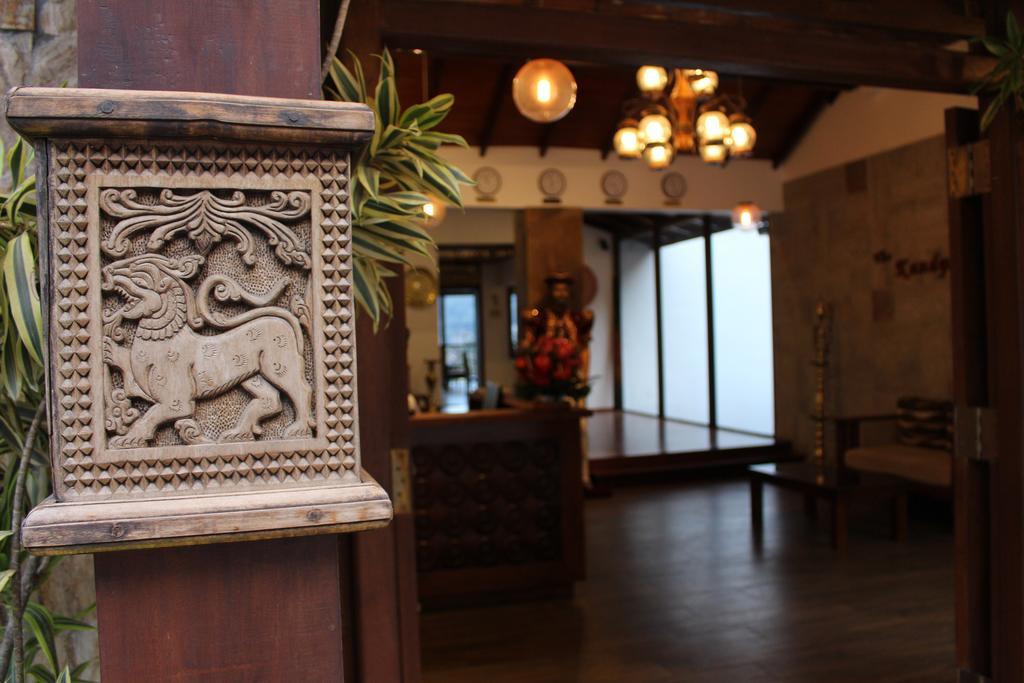 Kandyan Hotel Екстериор снимка