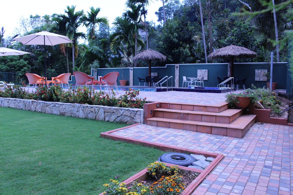 Kandyan Hotel Екстериор снимка