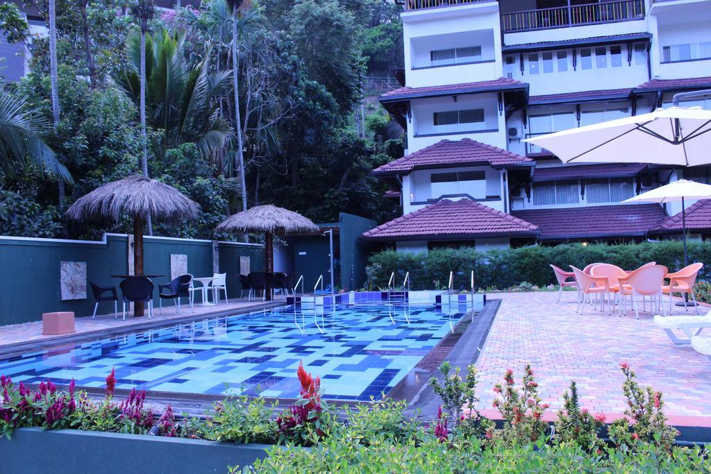 Kandyan Hotel Екстериор снимка