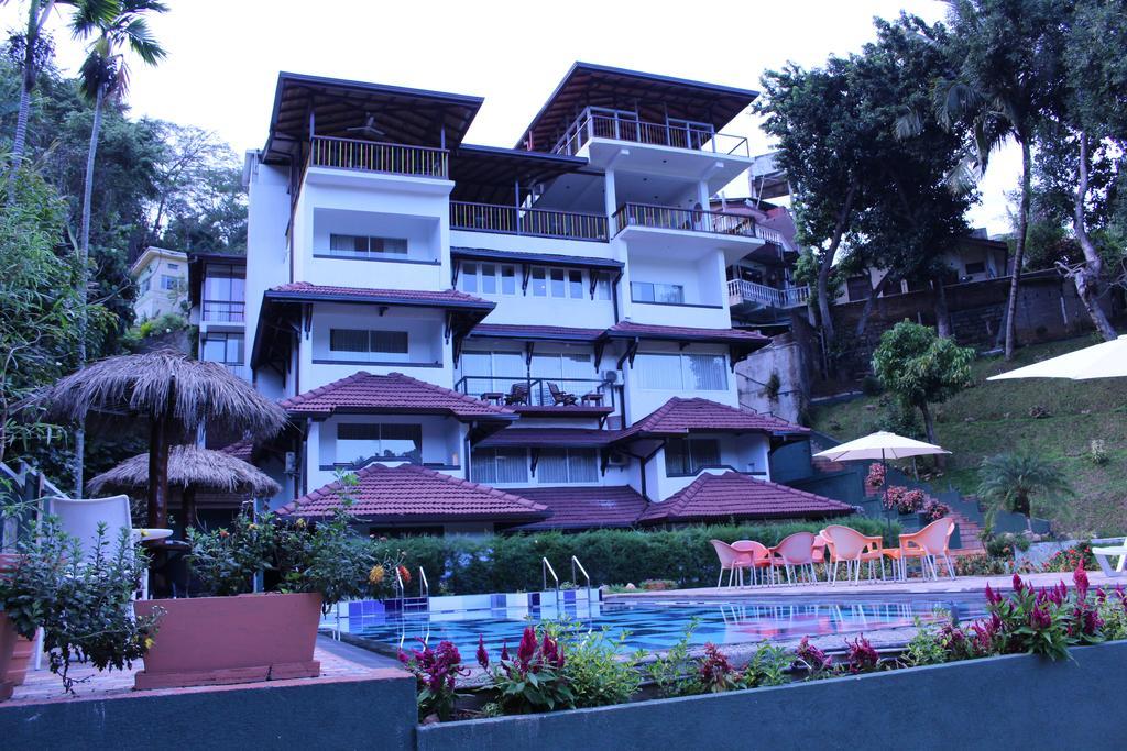 Kandyan Hotel Екстериор снимка