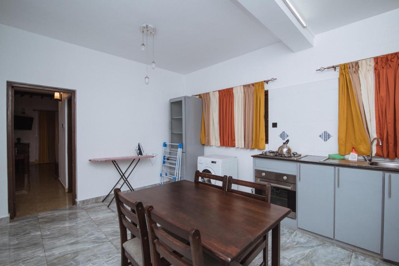 Kandyan Hotel Екстериор снимка