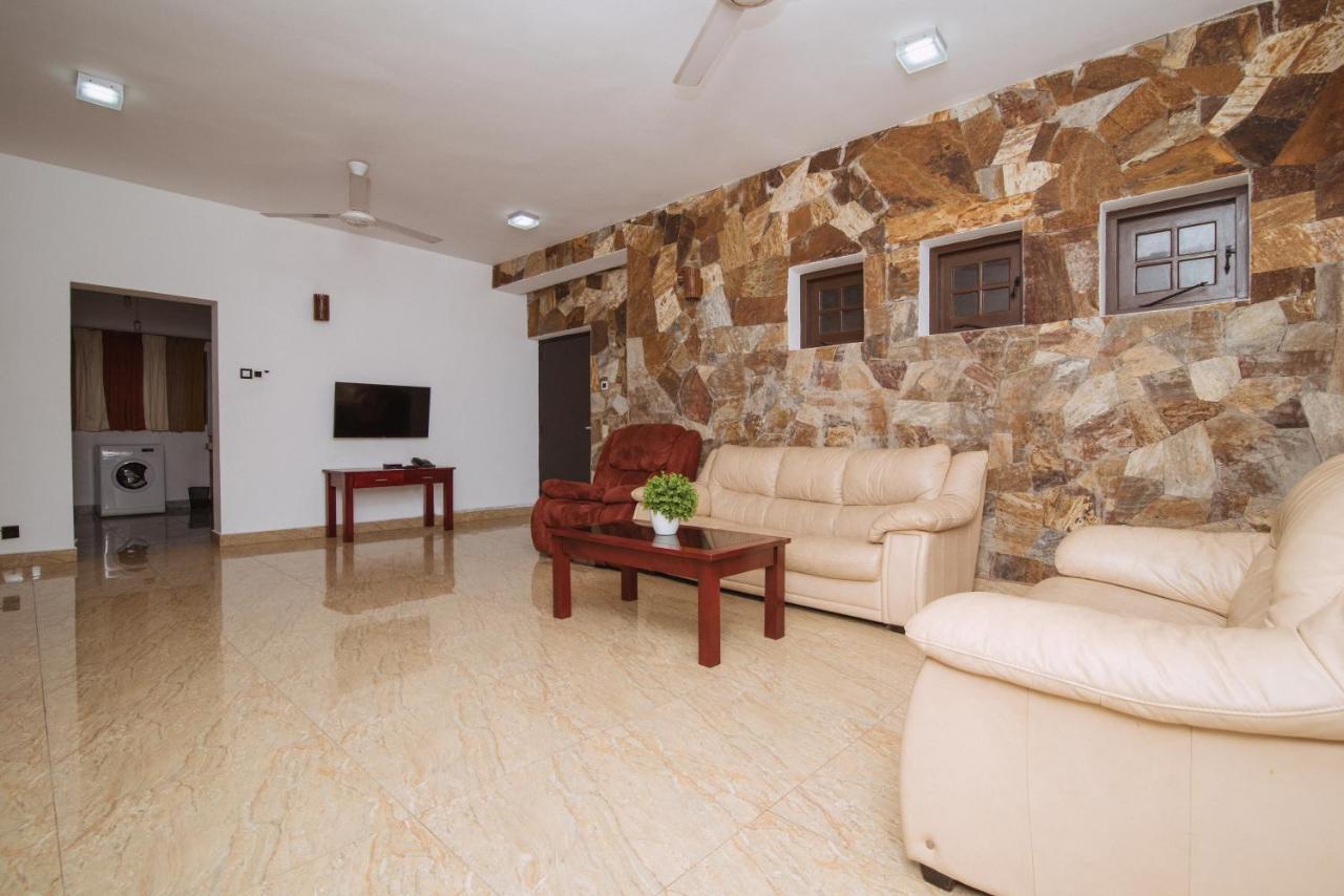 Kandyan Hotel Екстериор снимка