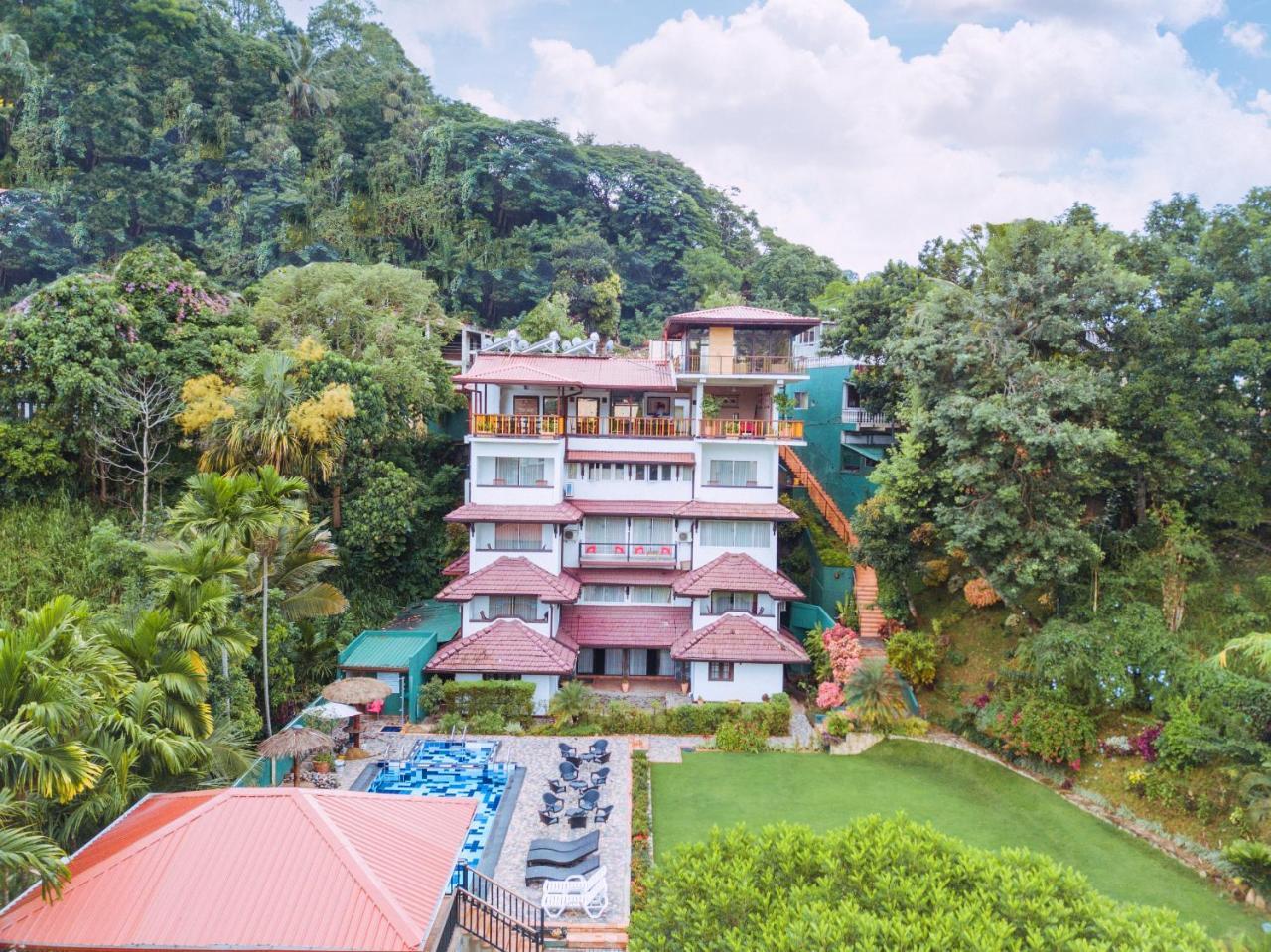 Kandyan Hotel Екстериор снимка