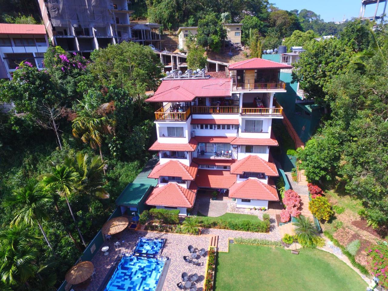 Kandyan Hotel Екстериор снимка
